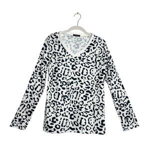 Blooming Jelly Women's Leopard V-Neck Long Sleeve Top in White/Black - Sz M